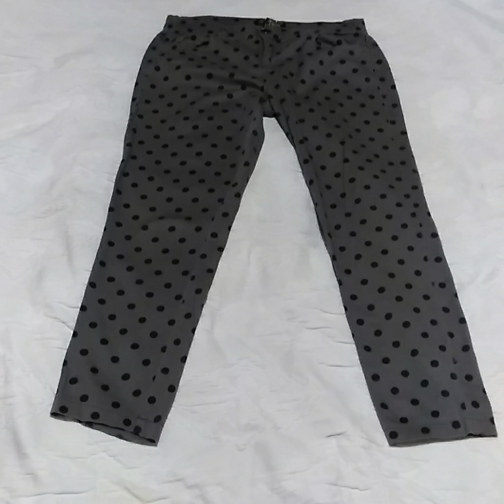 Polkadot capris
